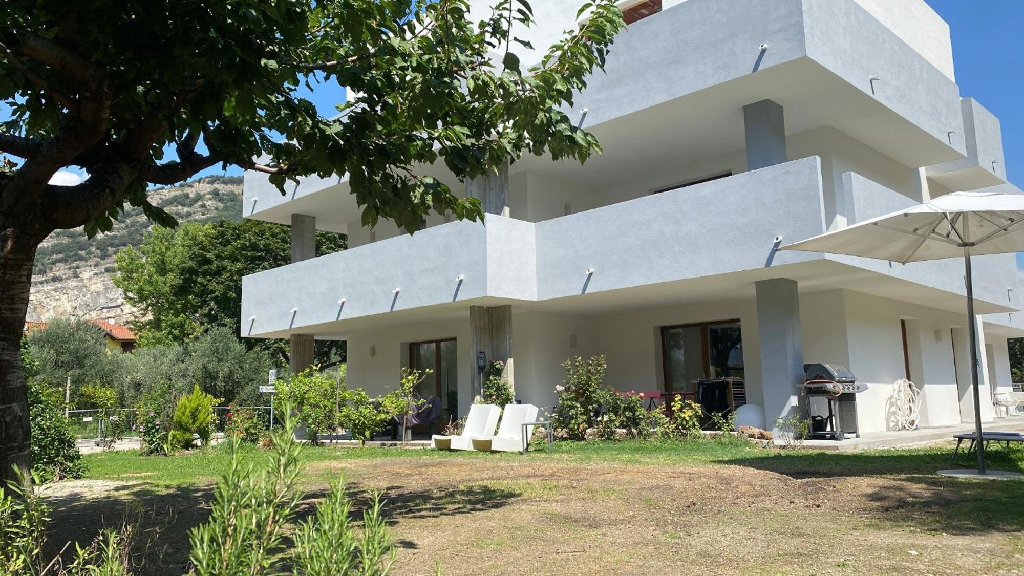 Appartamenti Nataly Torbole Sul Garda Exterior foto